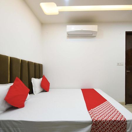 Hotel O Empire State Delhi  Dış mekan fotoğraf