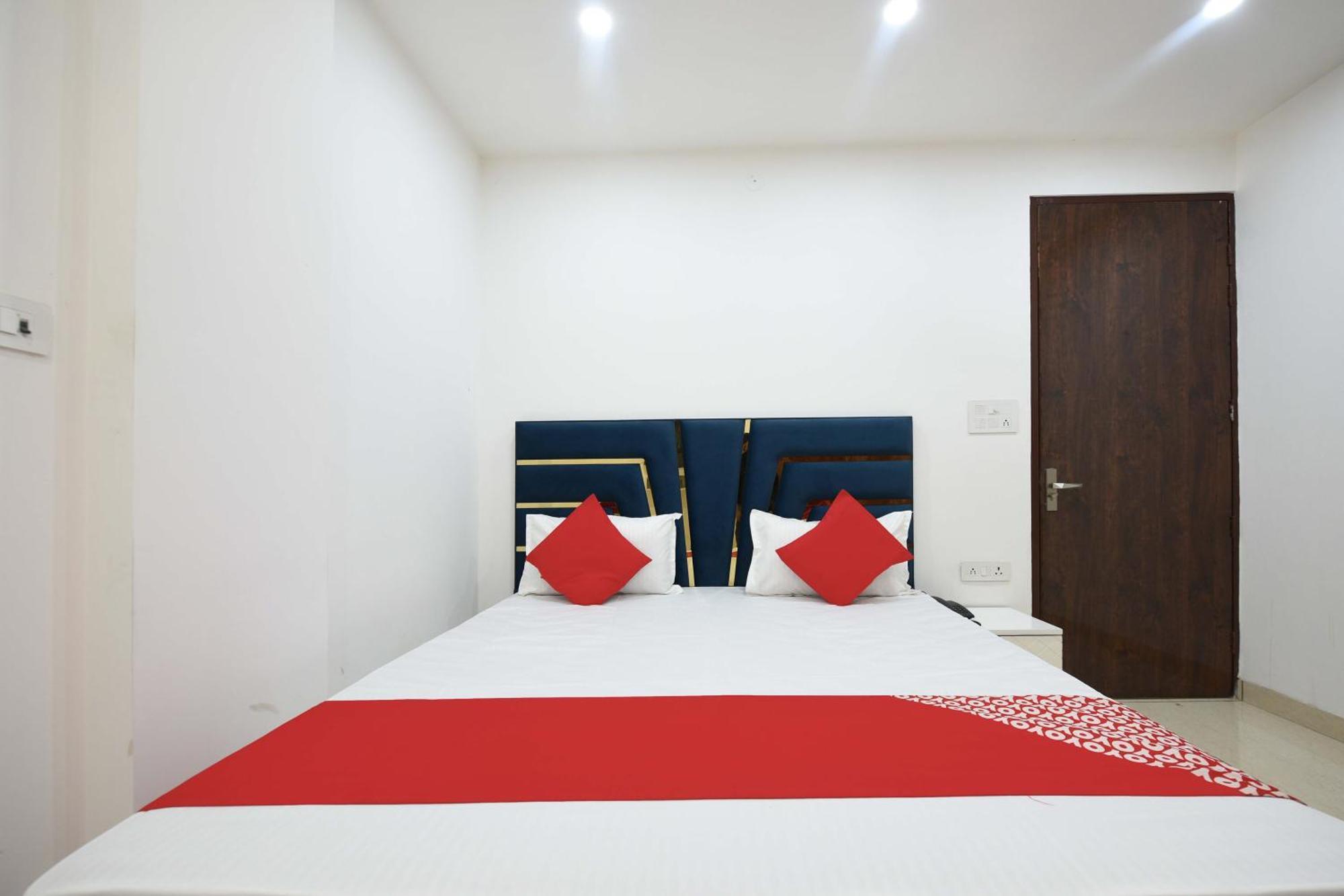 Hotel O Empire State Delhi  Dış mekan fotoğraf