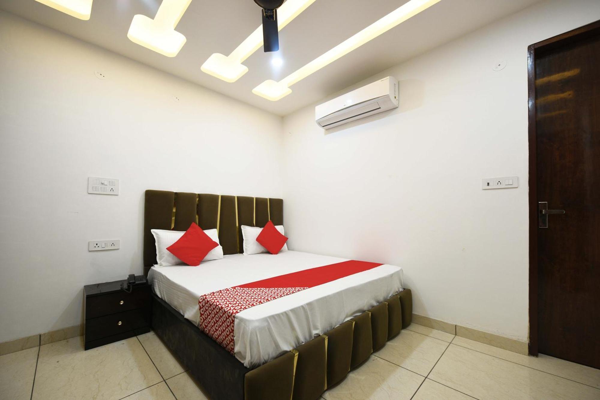 Hotel O Empire State Delhi  Dış mekan fotoğraf
