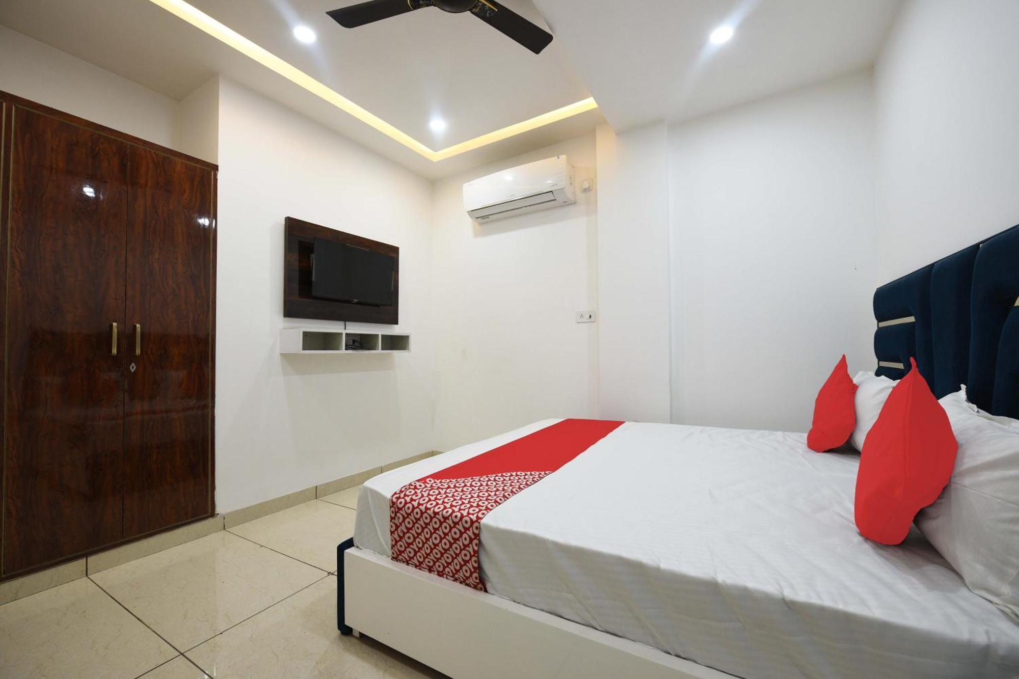 Hotel O Empire State Delhi  Dış mekan fotoğraf