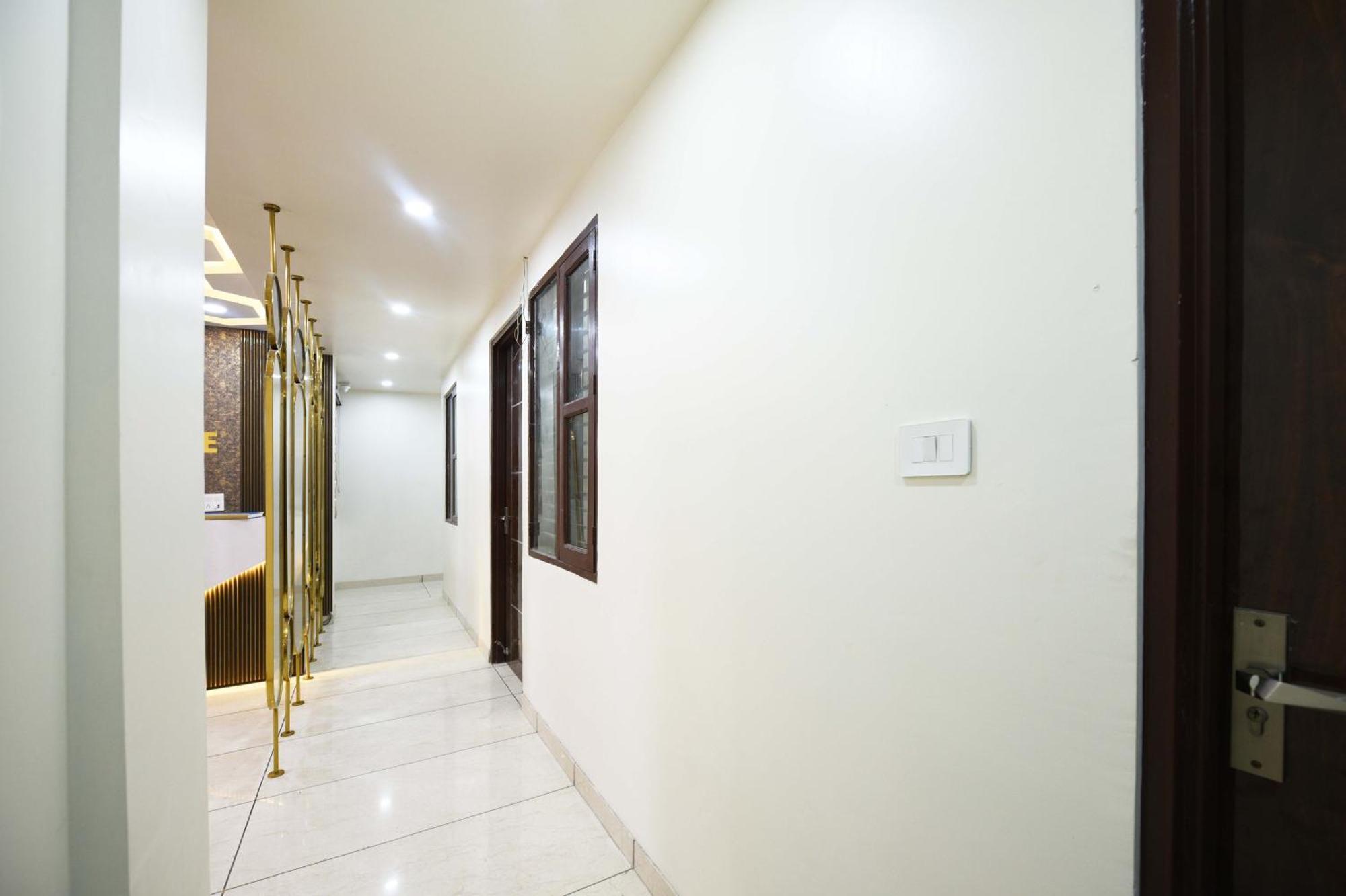 Hotel O Empire State Delhi  Dış mekan fotoğraf