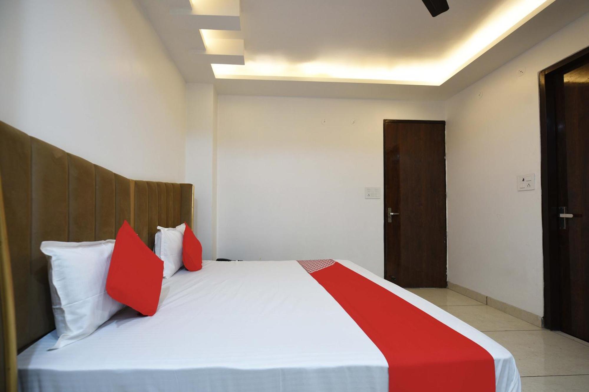 Hotel O Empire State Delhi  Dış mekan fotoğraf